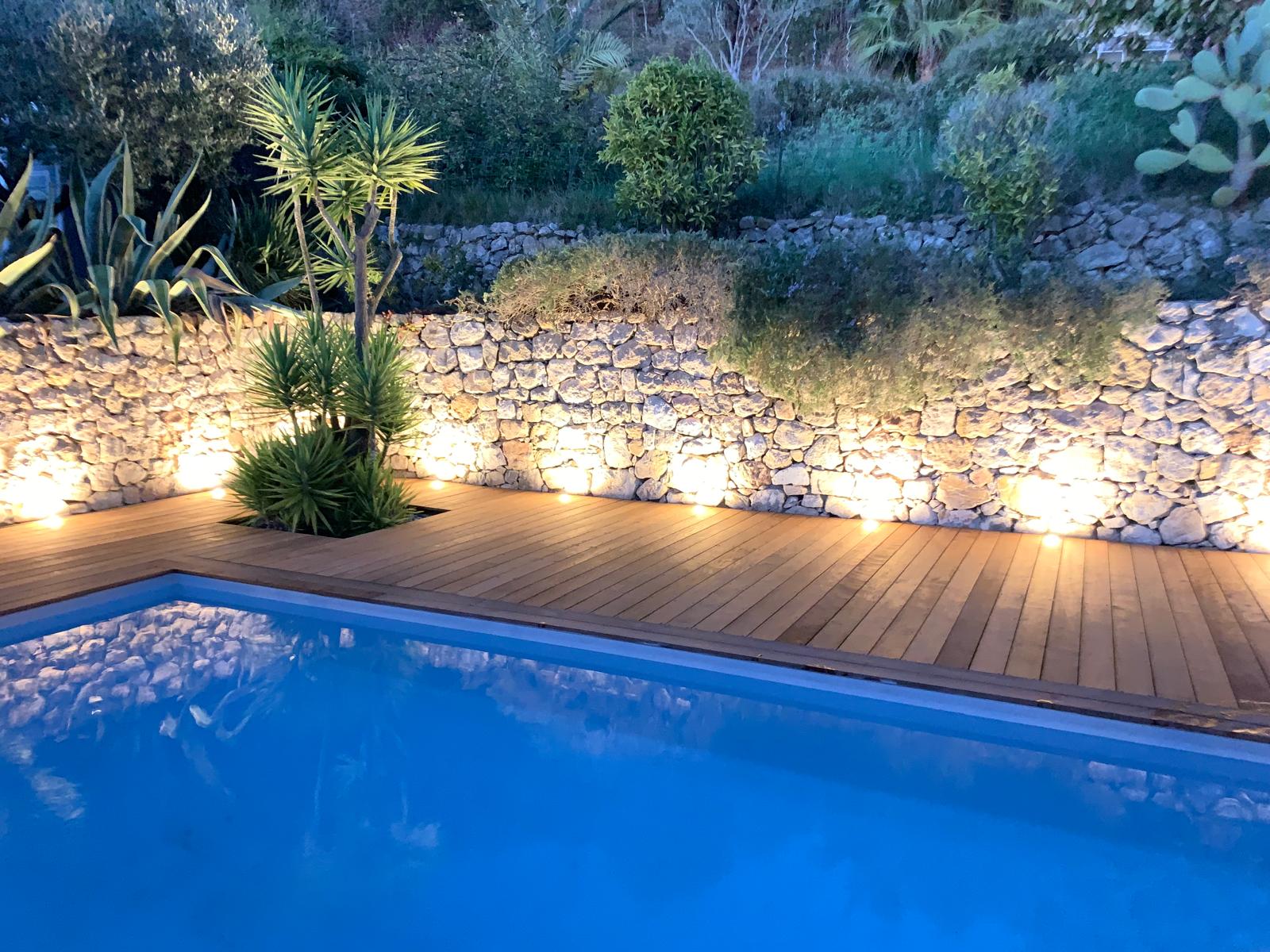 Terrasse en Itauba de 125m² en remplacement d'une terrasse en Teck de 25 ans à Nice