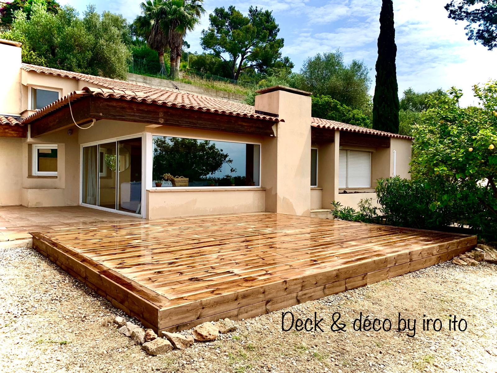 Terrasse de 50m² en pin autoclave marron à Carqueiranne